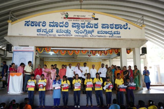 ​M5 Mahendra Group Distributes School Uniforms and Study Kits to 925 Government School Students in Bommasandra