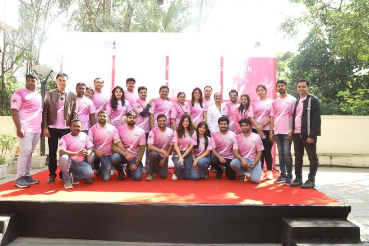 Pink Bike Rally 2.jpg